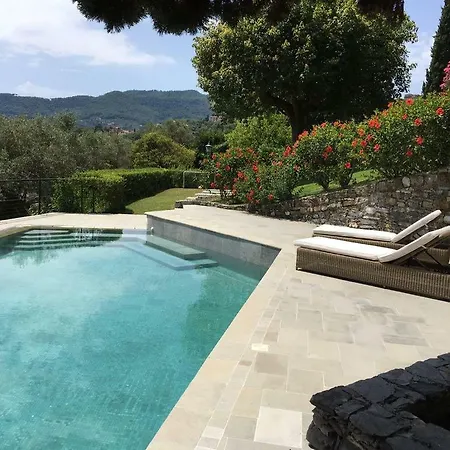 Cristina Luxury In Villa Rapallo