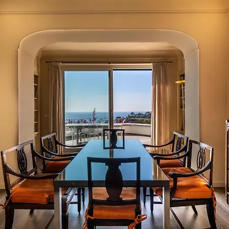 Cristina Luxury In راباللو